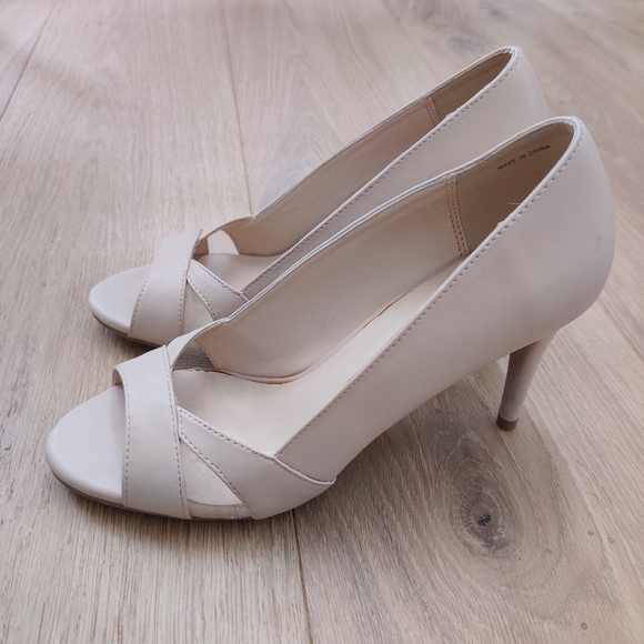 3" nude open-toe heels - Picture 4 of 5